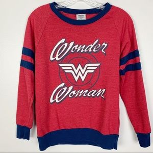Wonder Woman Graphic Sweatshirt S E2